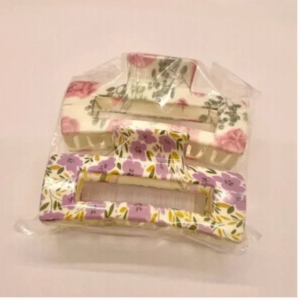 ⭐️❤️ FREE Floral Flower Hipster Chic Trendy Girly Picnic Hip Glam Claw Clips Set